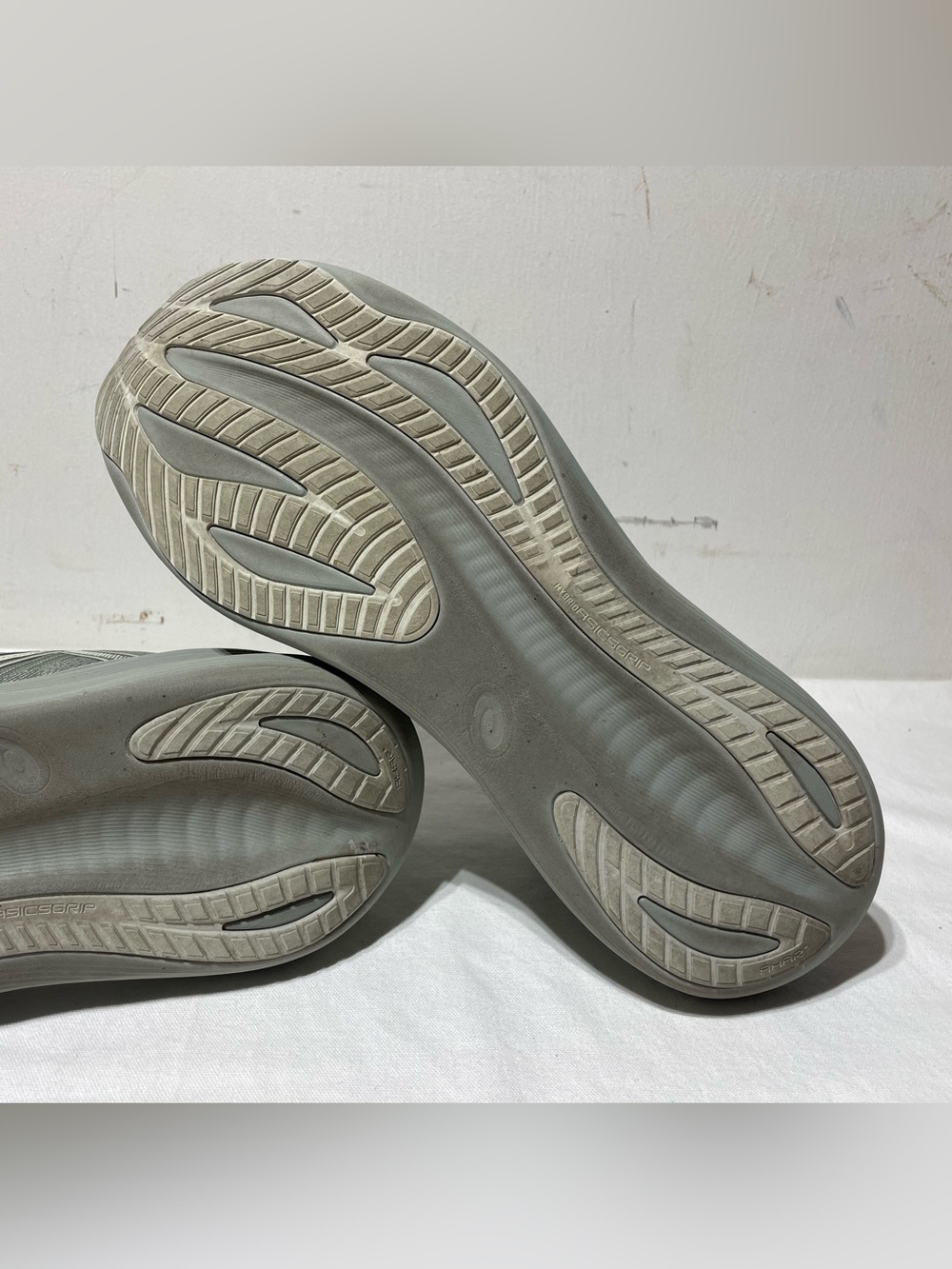 ASICS Gel Nimbus 27 Running Shoes Men’s 13 Seal Gray 1011B958 Road Runner - Picture 15 of 15